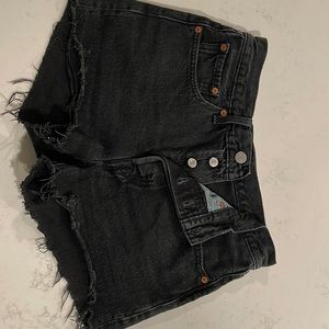 EUC Levi’s jean shorts. I believe they are high rise.